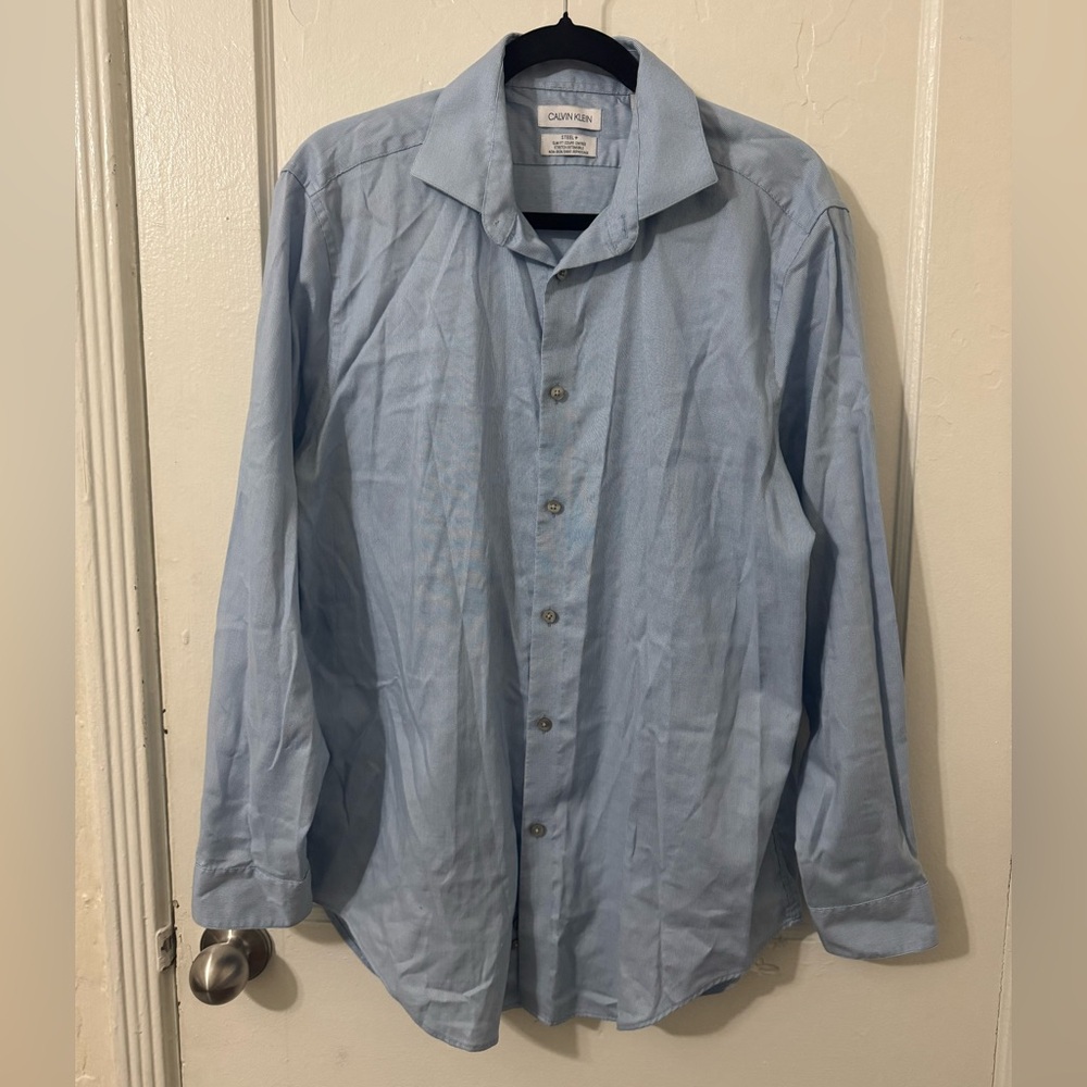 Calvin Klein Men’s Dress Shirt – Sky Blue– Size L (32/33) Elegant & Like New